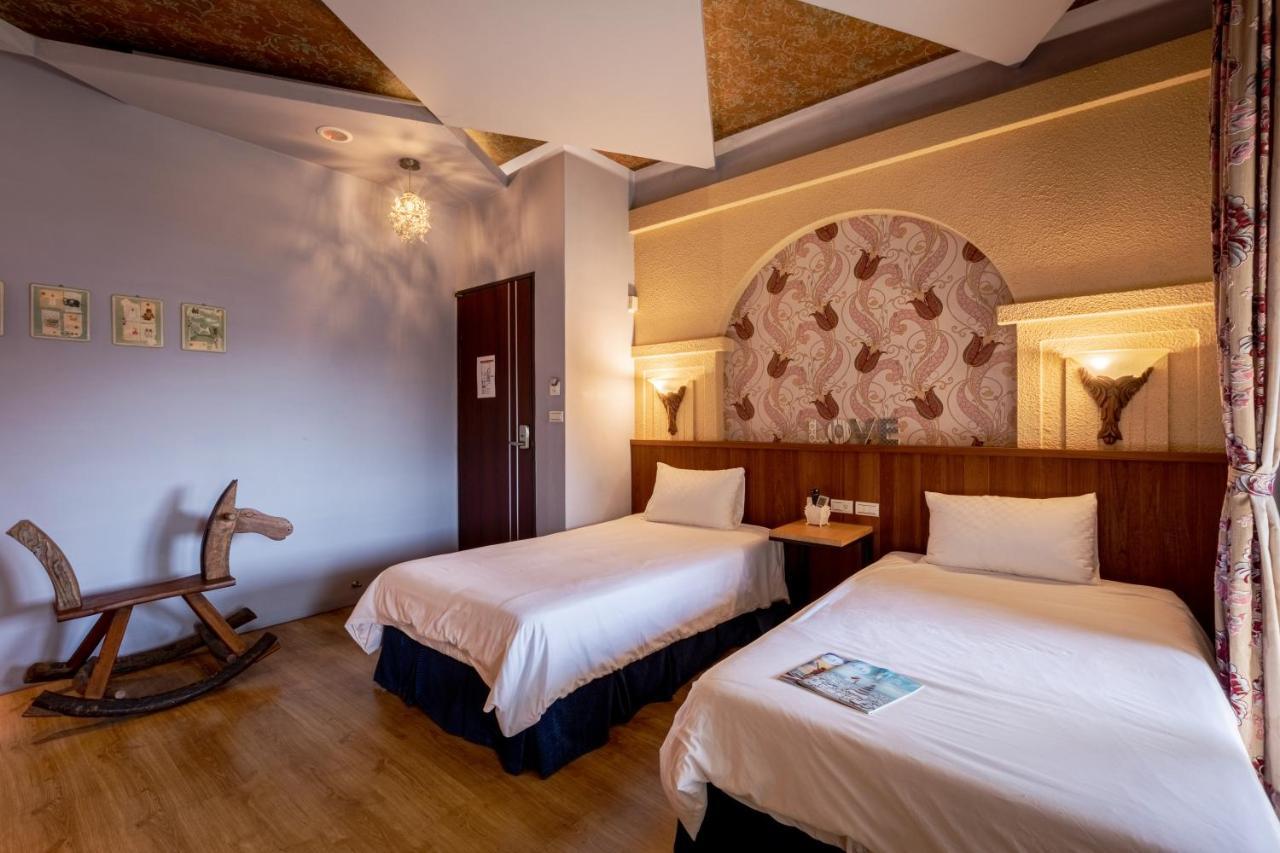 Queen Love Homestay Kota Hualien Bagian luar foto
