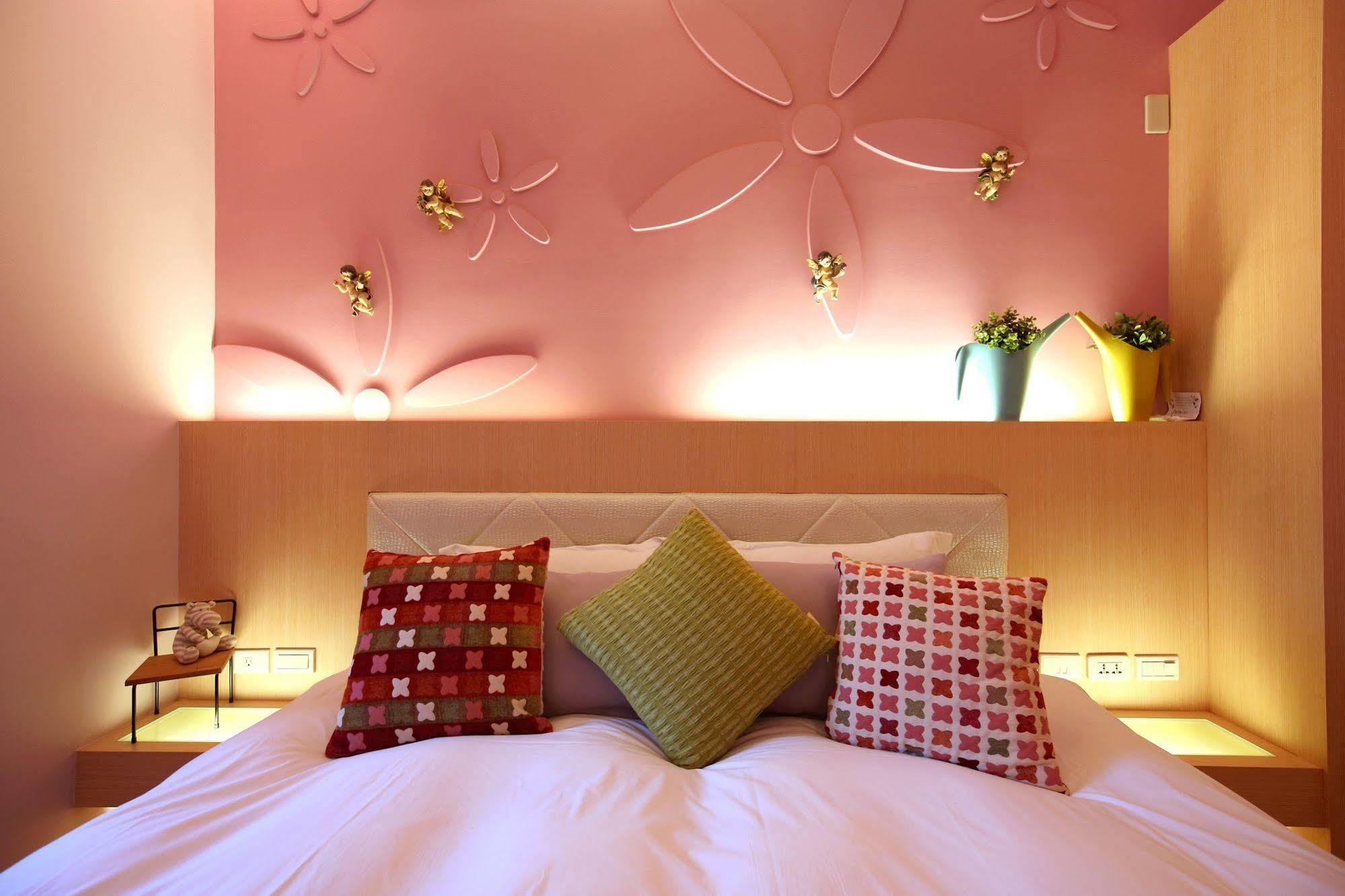 Queen Love Homestay Kota Hualien Bagian luar foto